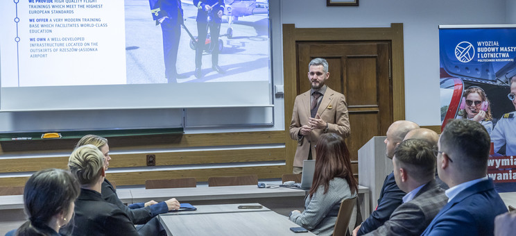 Otwarcie laboratorium sponsorowanego przez firmę Boeing na Politechnice Rzeszowskiej