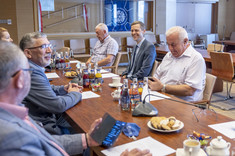 Od lewej: prof. PRz Stanisław Gędek, prof. T. Markowski, prof. PRz M. Ruszel, prof. A. Sobkowiak.